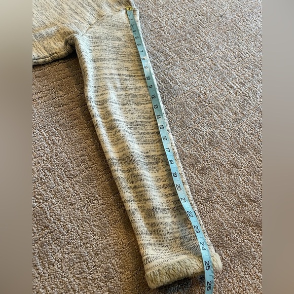 Kuhl Women’s Alaska Quarter-Zip Pullover, Faux Shearling Trim, Gray/Cream, Sz L - Picture 11 of 16